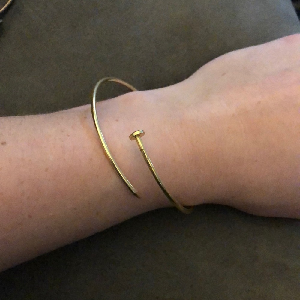Screw bracelet